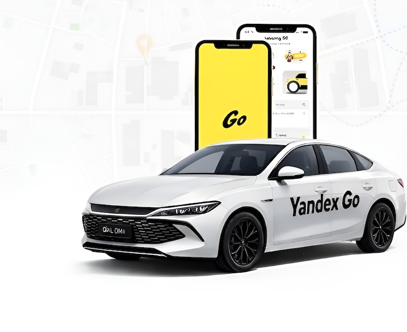 ძღოლი თანამედროვე ავტომობილში Yandex Go-სთვის